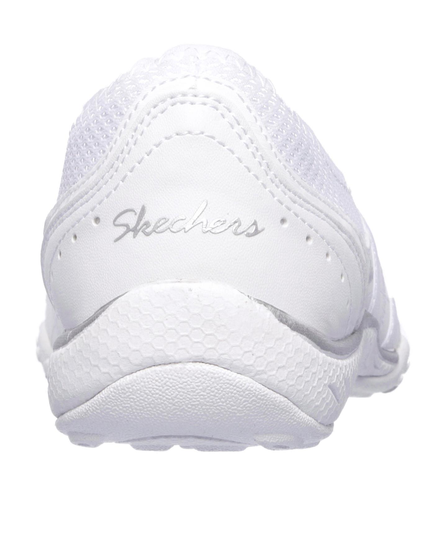 skechers well versed