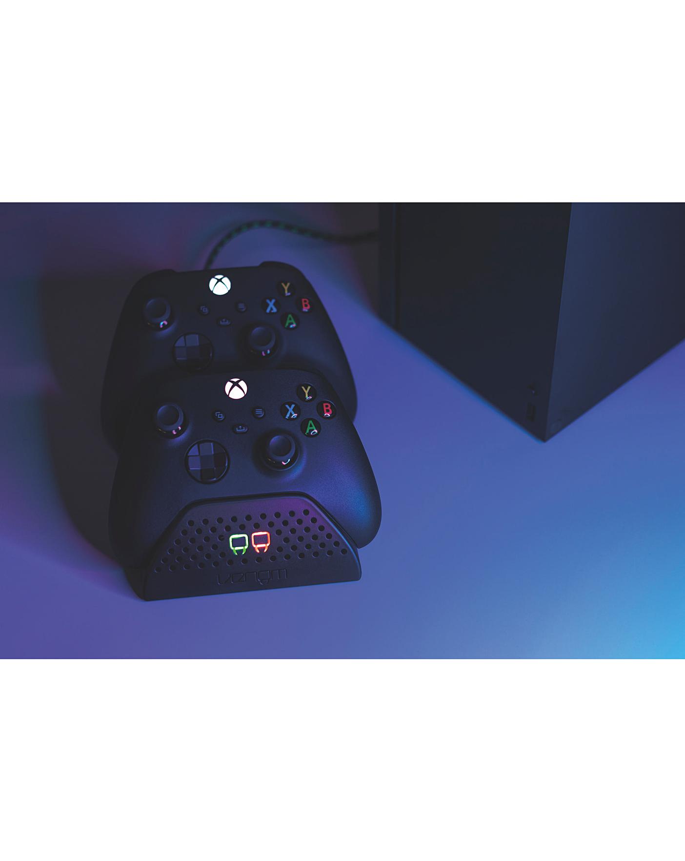 Xbox Cntrllr & Venom Twin Docking | J D Williams