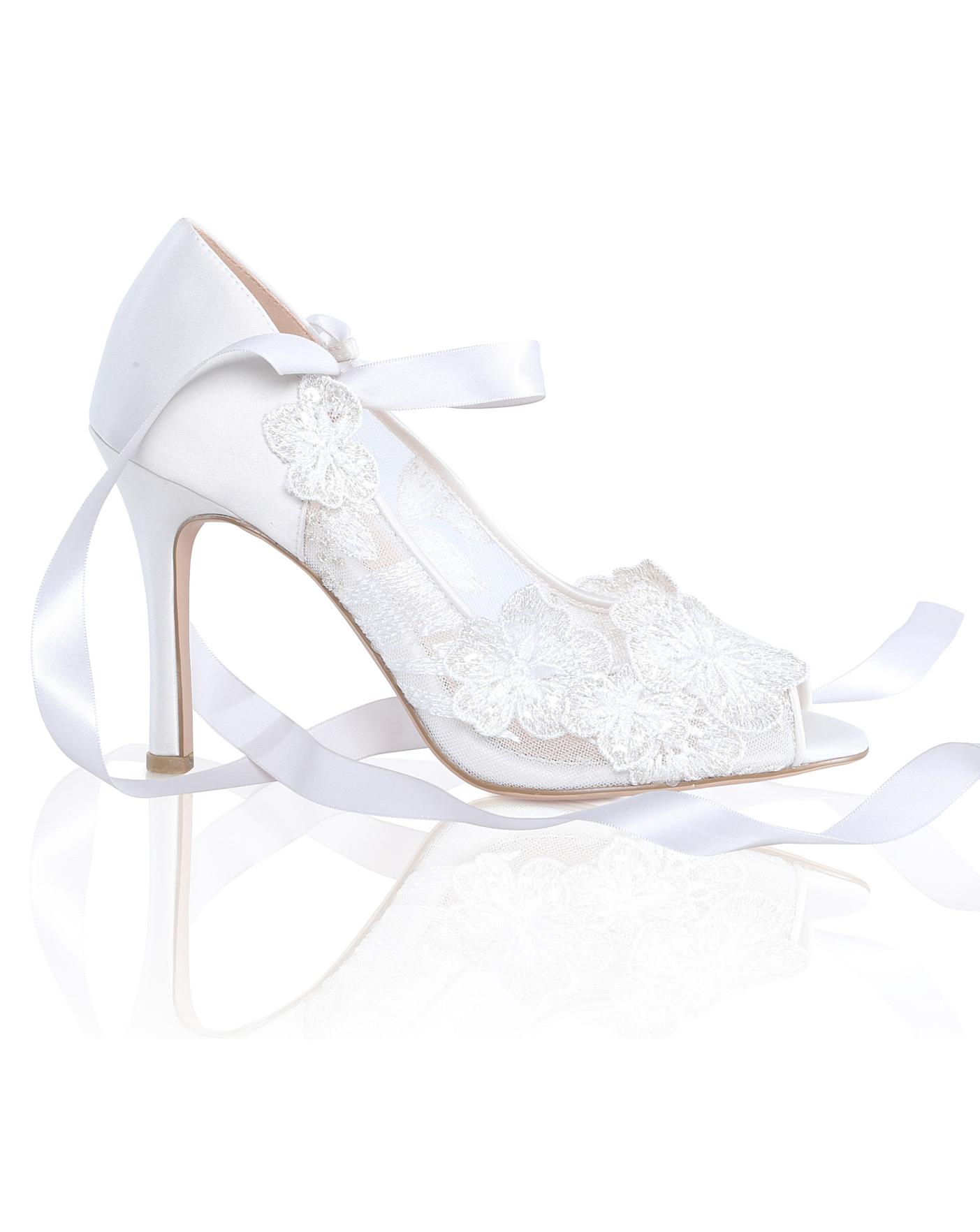 Perfect Quinn Lace Peep Toe | Simply Be