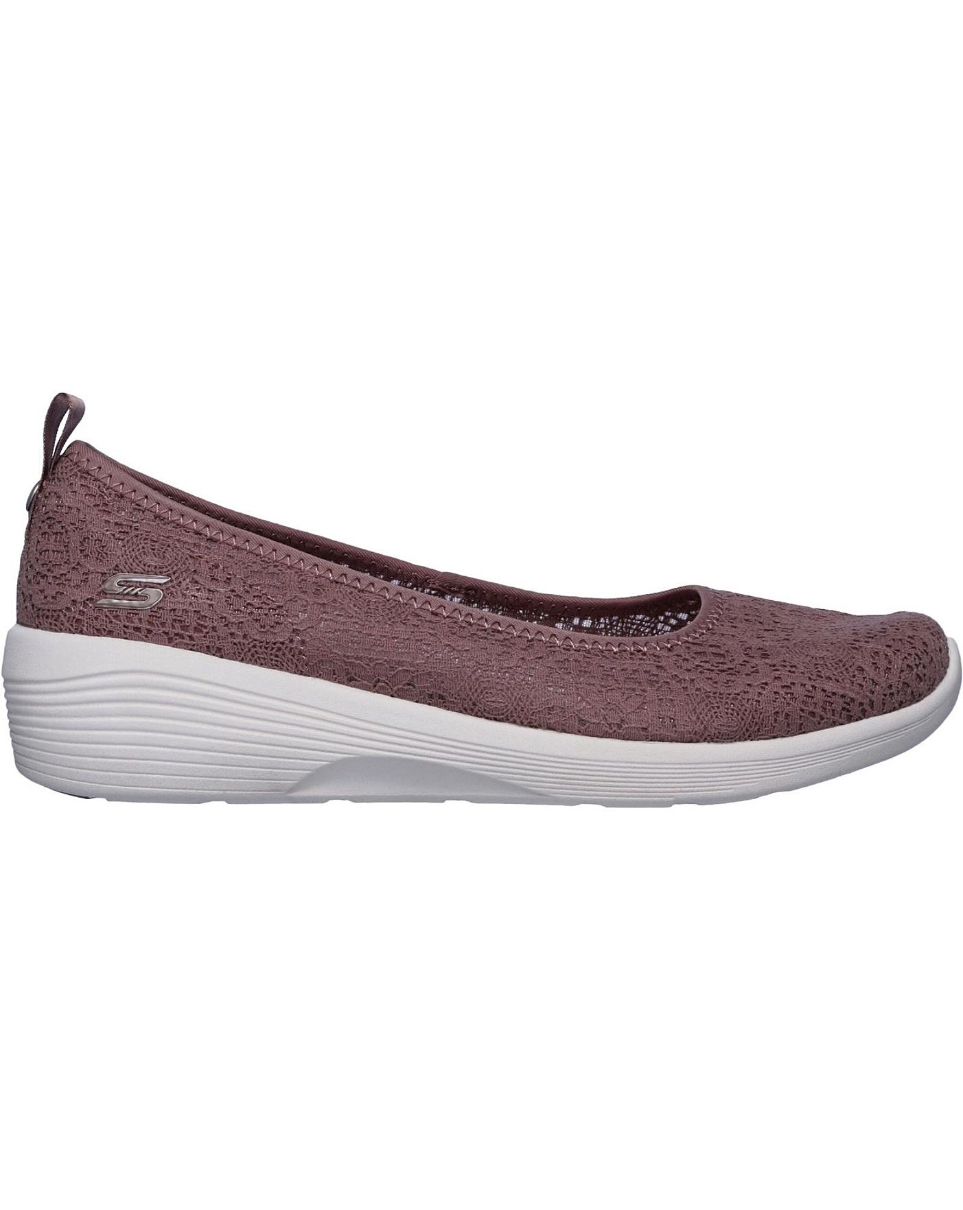 skechers arya