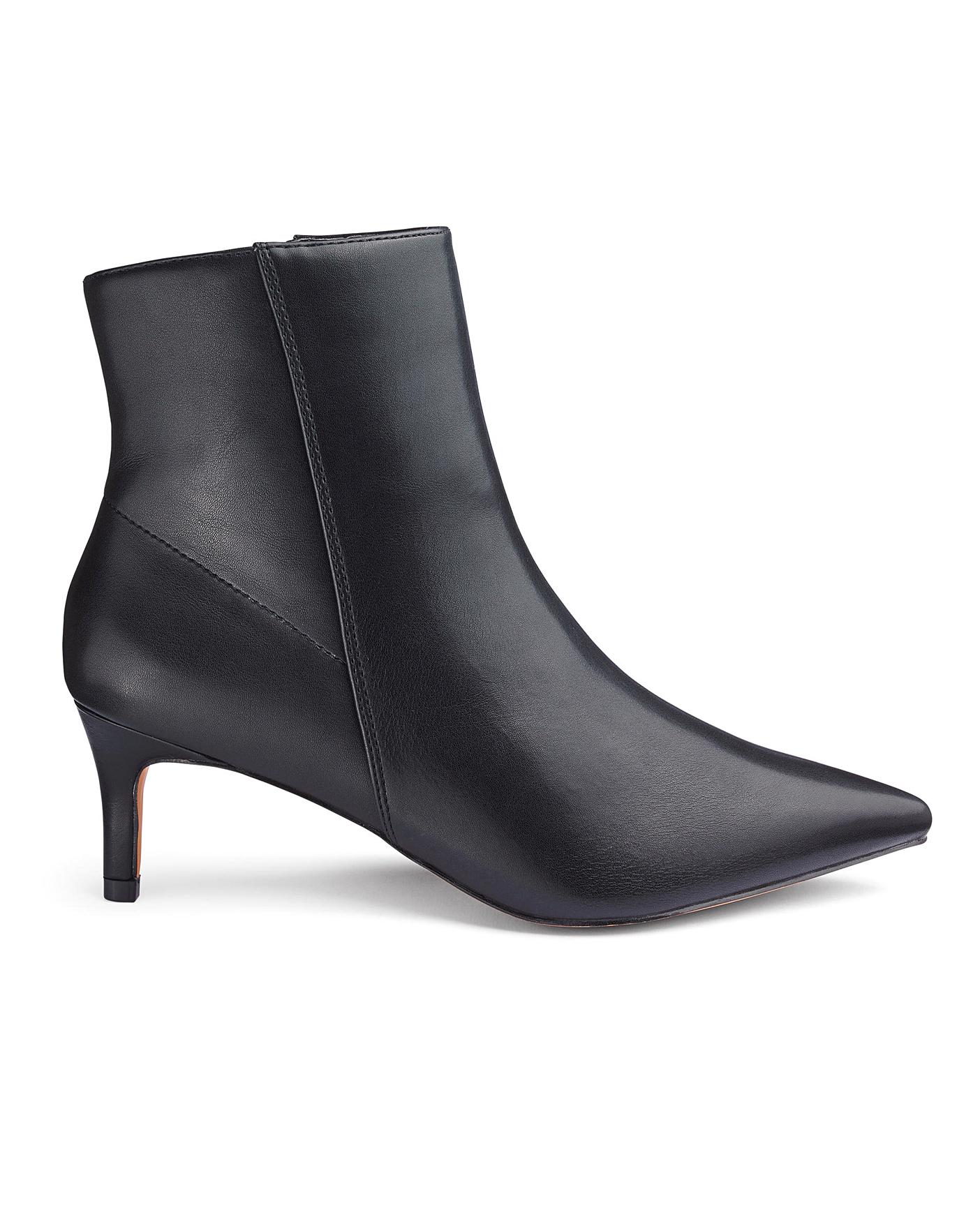 wide fit kitten heel boots