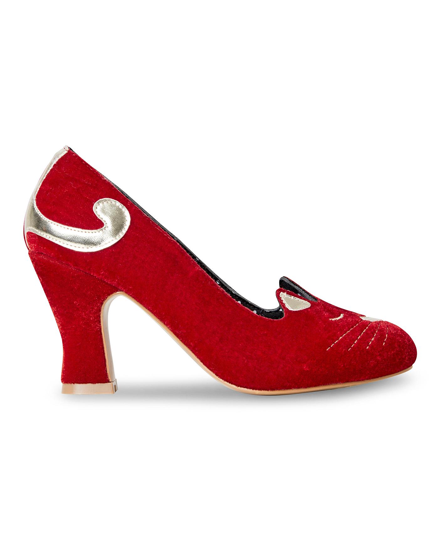 red court shoes wide fit