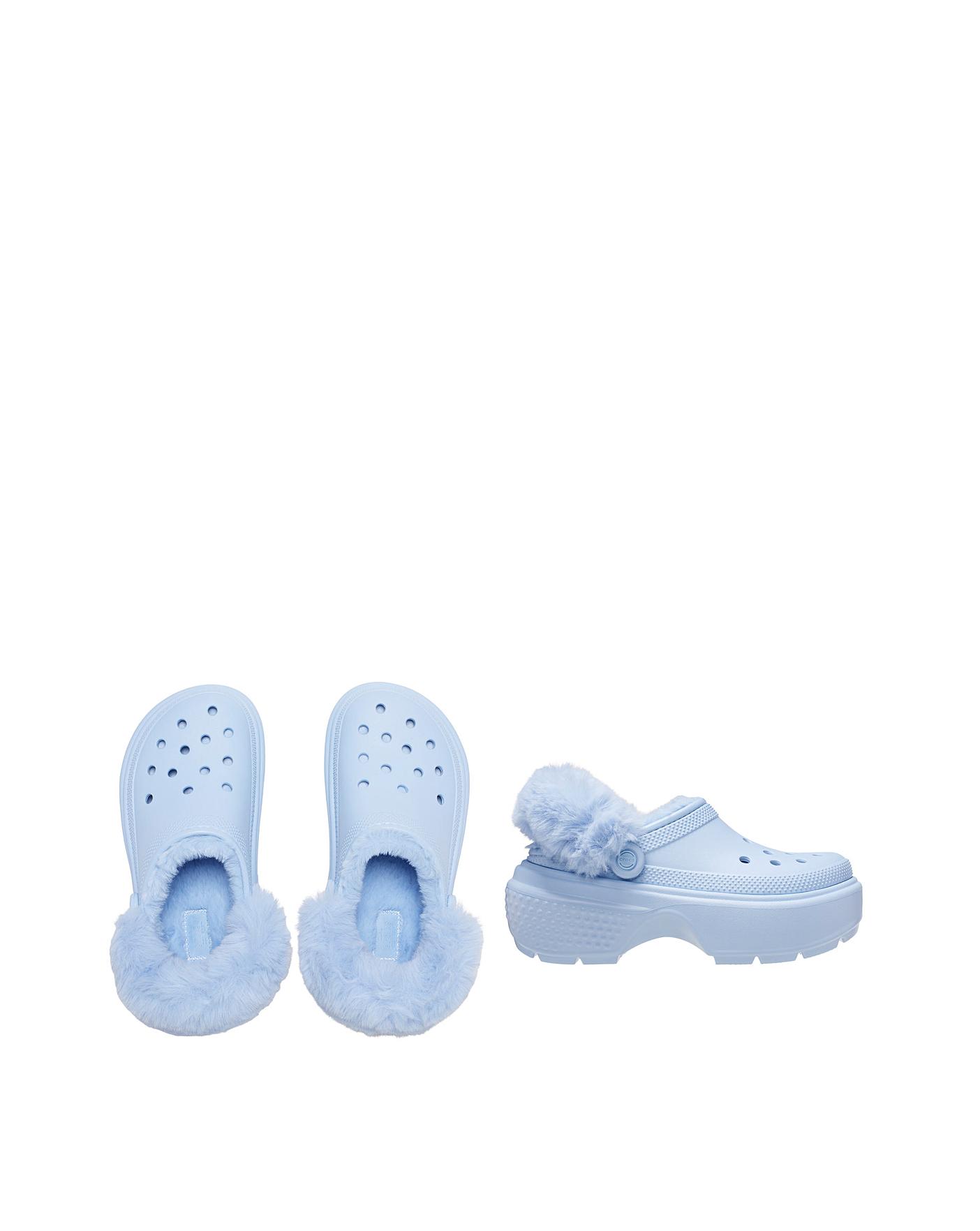 Light blue lined discount crocs