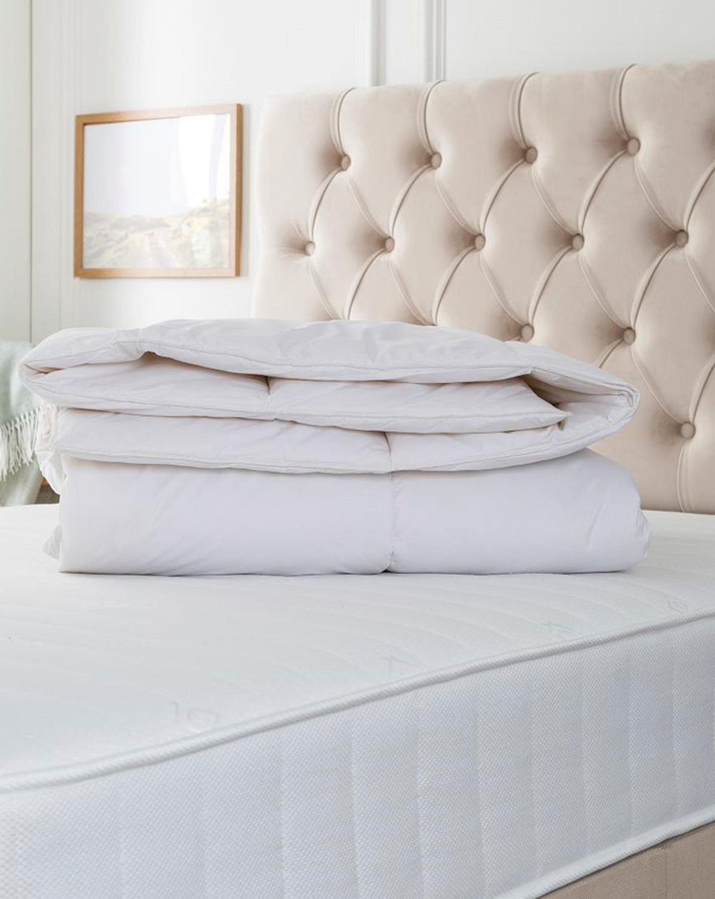 Slumberdown Wonderful Wool Medium Duvet | J D Williams