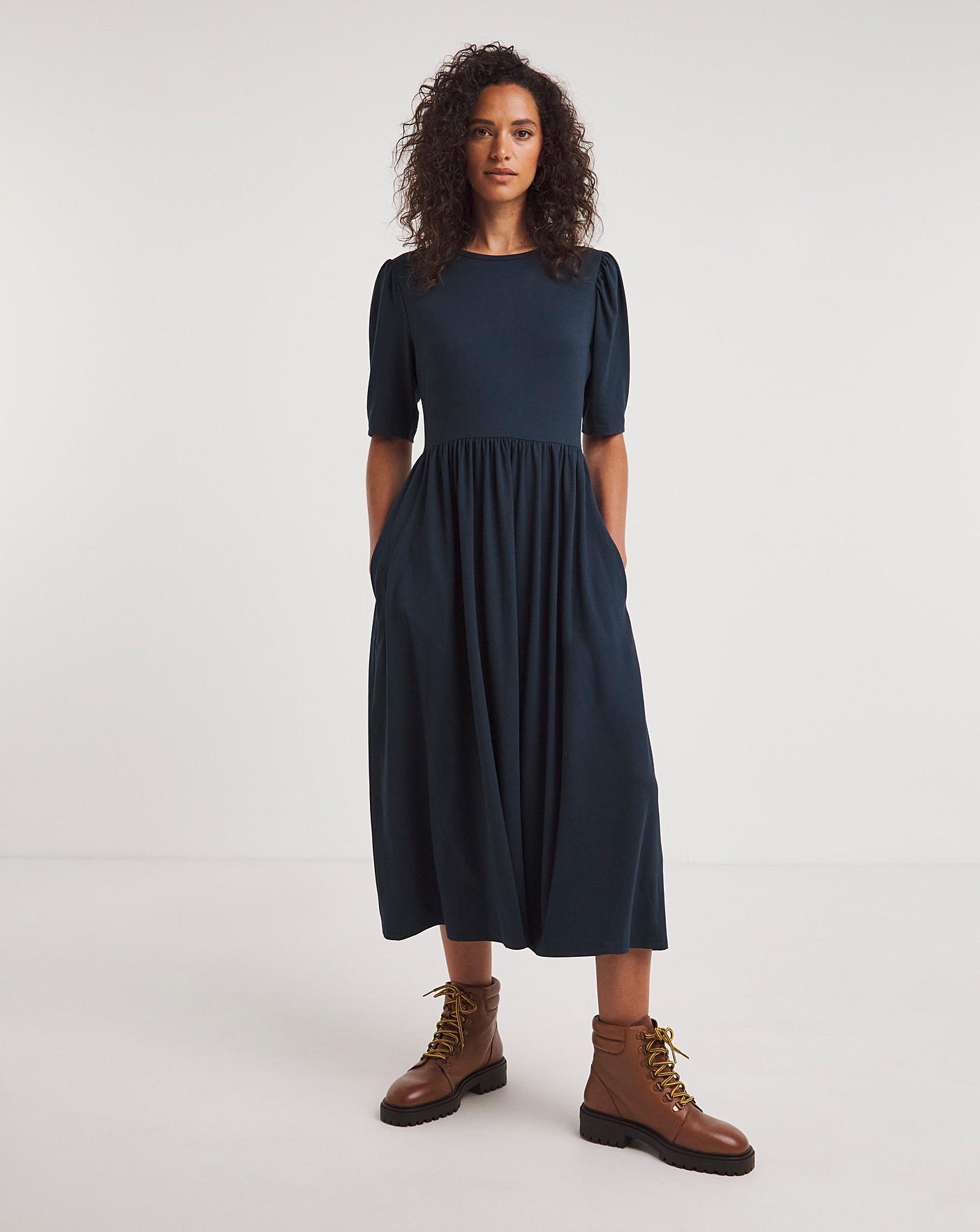 Midi dress with 2024 sleeves and pockets