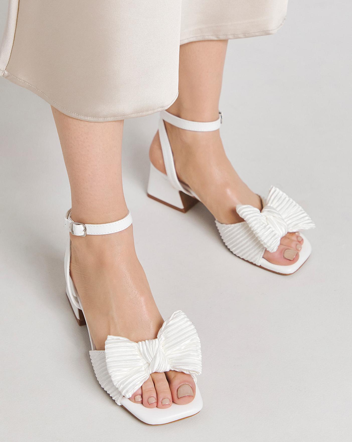 Samdal Ex Plisse Bow Low Heel Sandal Ex Wide | Fashion World