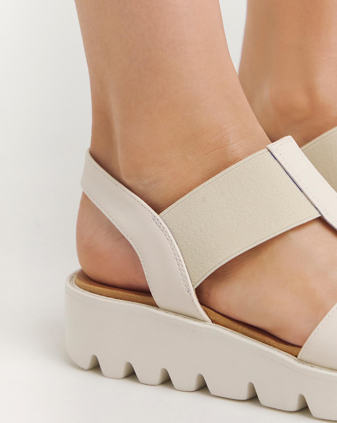 marisota wide fit sandals