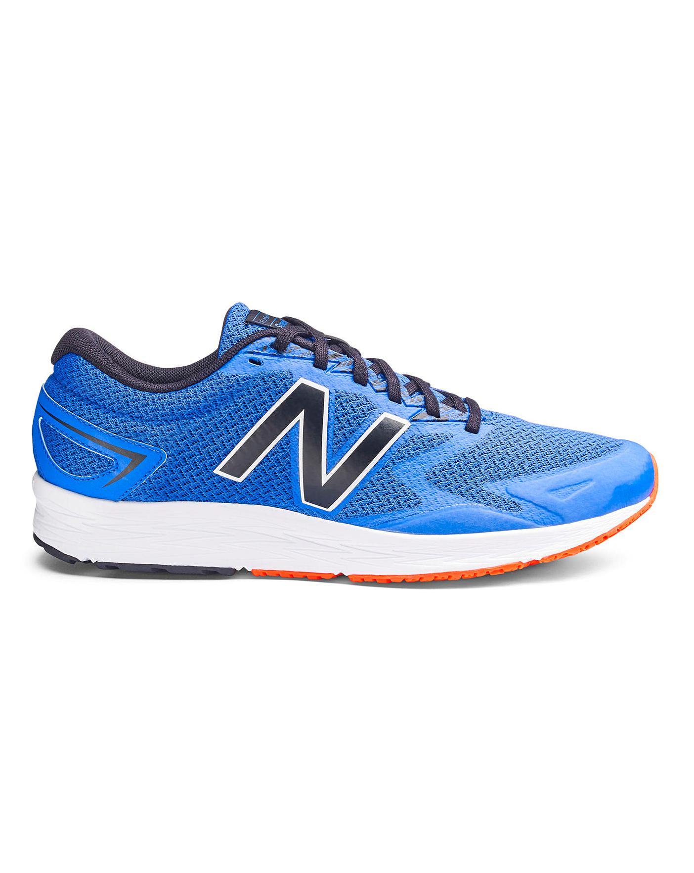 new balance flash trainers