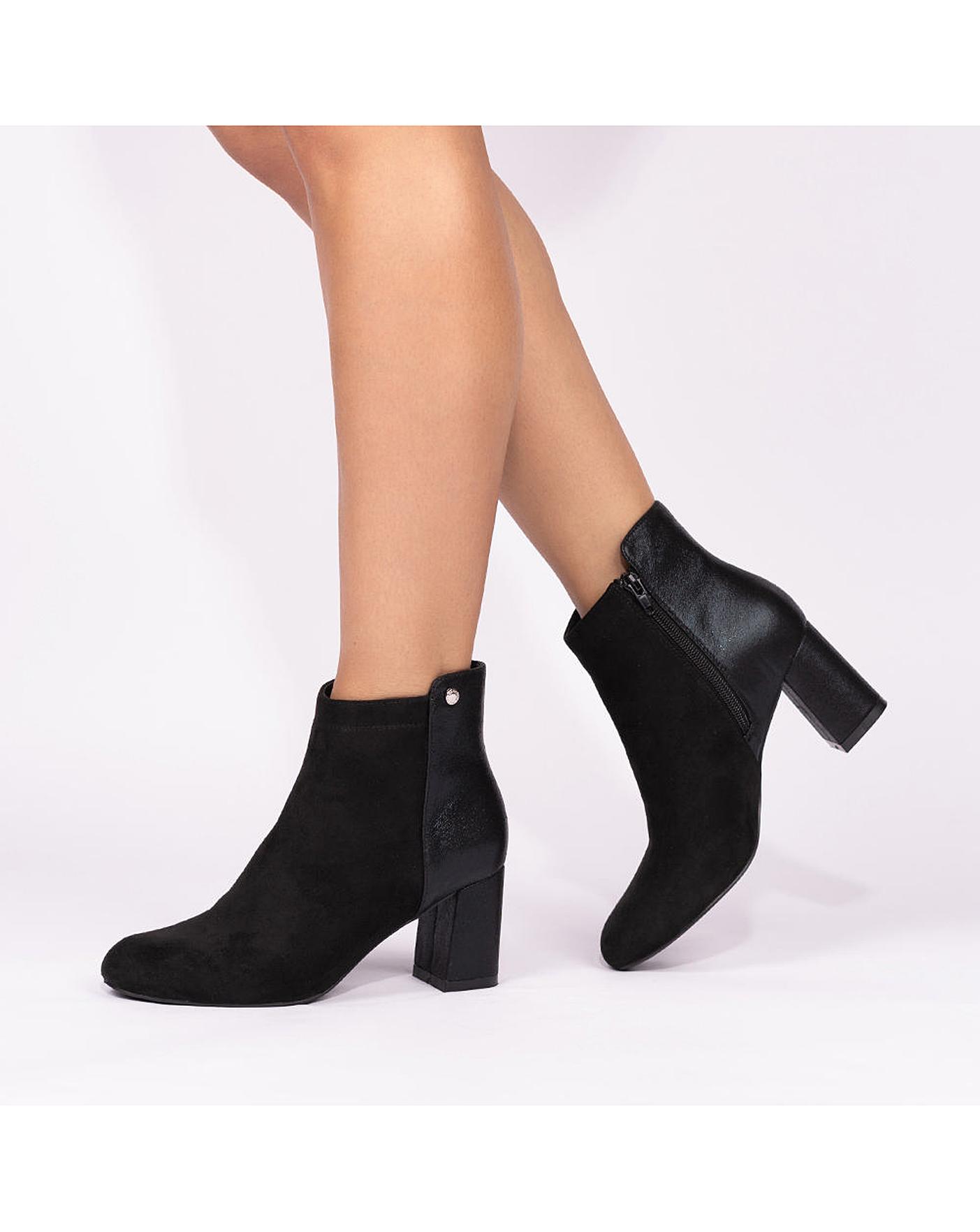 Ankle boot preta sale