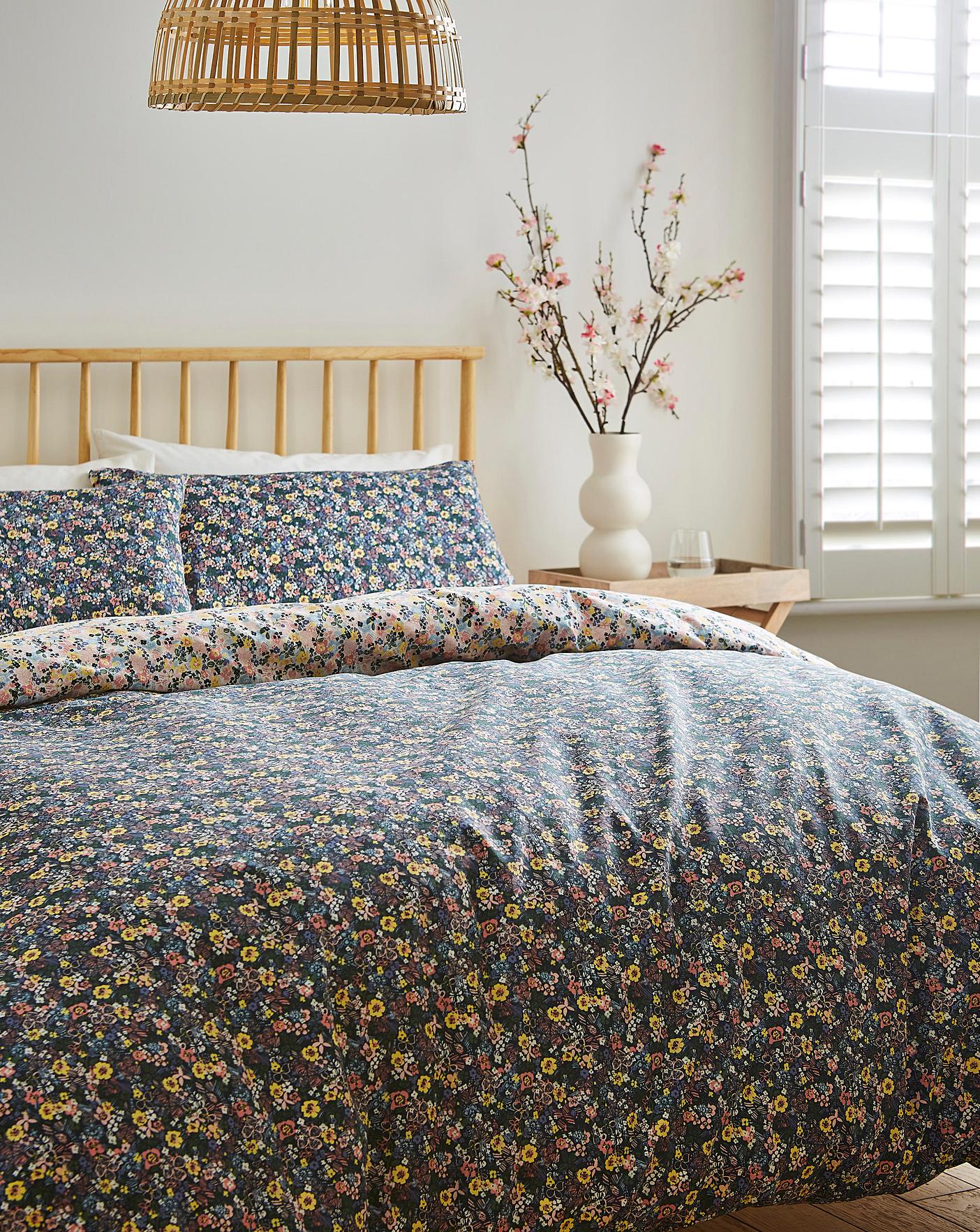 Julipa Ditsy Floral Duvet Set Home Essentials
