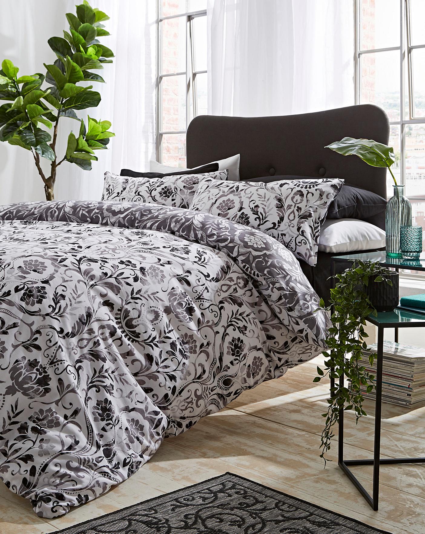 Clara Damask Duvet Cover Set J D Williams