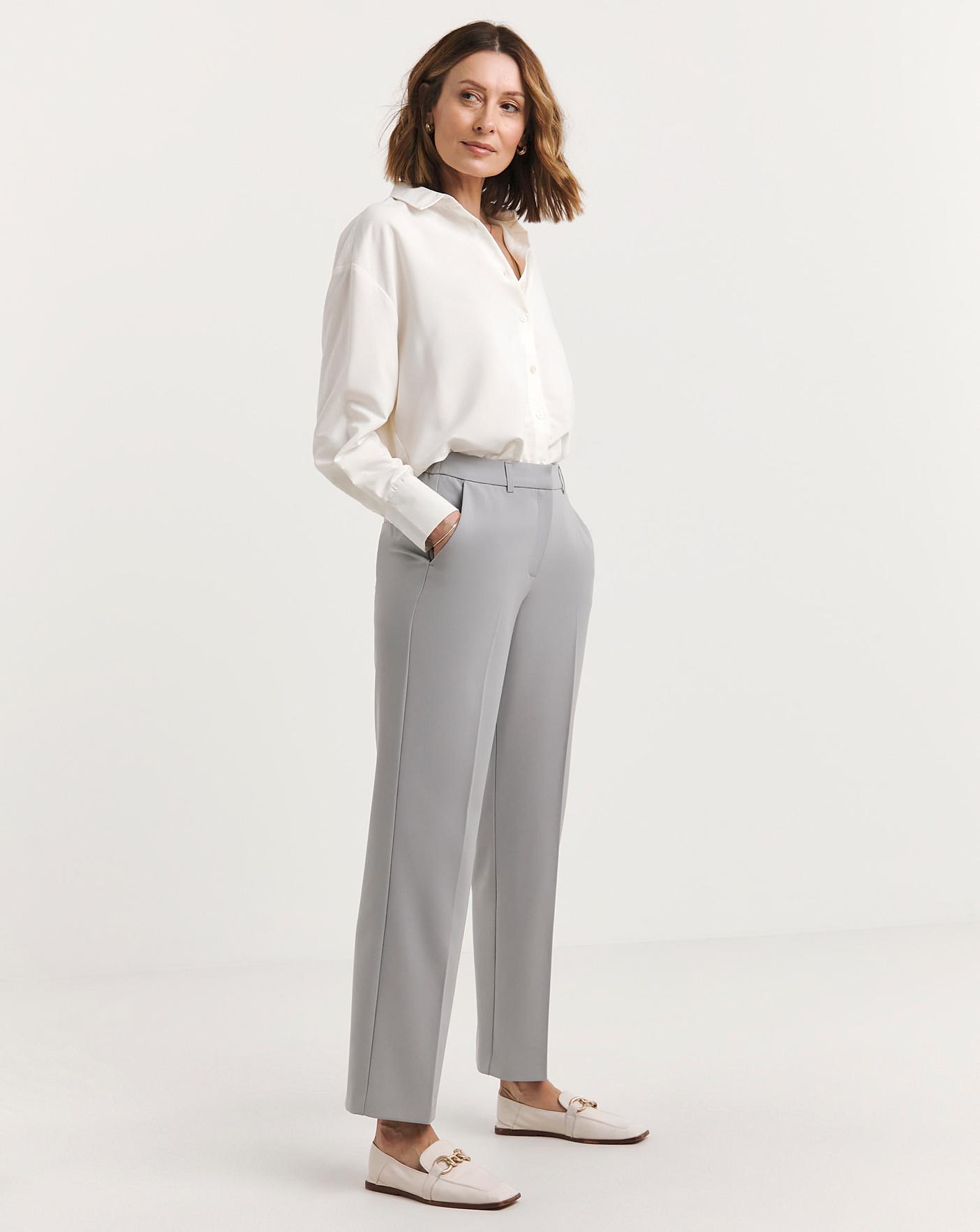 Pleat Front Tailored Wide Leg Trousers | boohoo