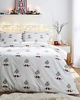 Kissing Robin Mistletoe Duvet Cover Set