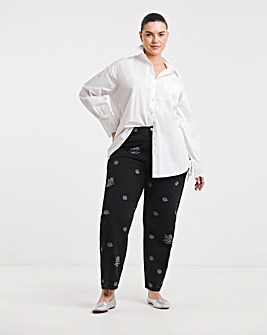 Embroidered Barrel Leg Jeans