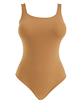 MAGISCULPT Light Control Smoothing Vest Bodysuit