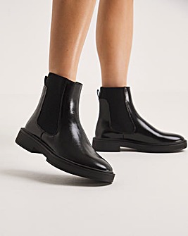 Lucca Classic Chelsea Ankle Boots Wide E Fit