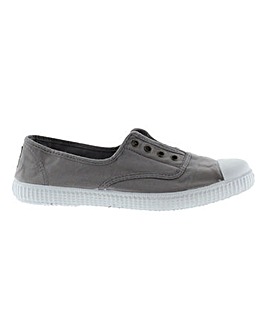 Victoria Inglesa Slip On Pumps D Fit