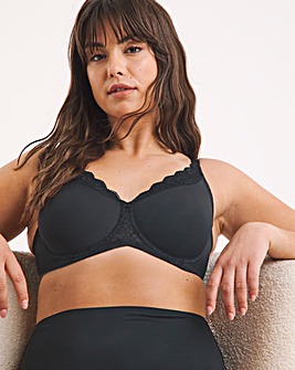 Triumph Amourette Minimiser Wired Bra Black