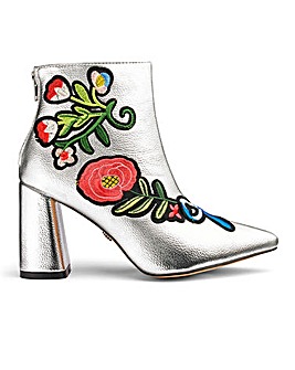 Daisy Street Metallic Embroidered Boots