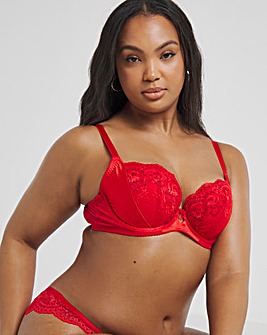 Janine Ann Summers on X: Our Eve Multiway Strapless Bra is BETTER