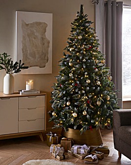 Salzburg Berry Pre-Lit Christmas Tree