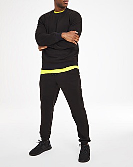 Crew Neck with Cuffed Jogger
