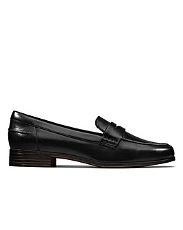 Clarks Hamble Loafer Standard Fitting Shoes