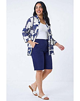 Roman Curve Elastic Waist Knee Shorts