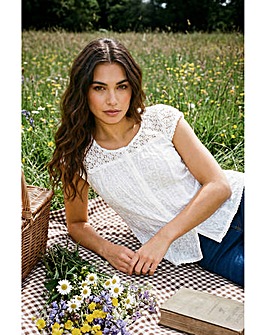 Roman Lace Yoke Crinkle Blouse