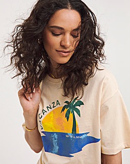 Holiday Graphic Crew Neck Short Sleeve T-Shirt