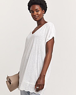 Broderie V Neck Short Sleeve Longline Top