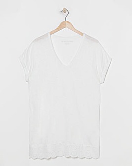 Broderie V Neck Short Sleeve Longline Top