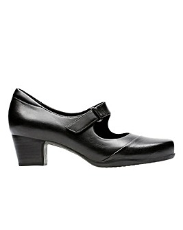 Clarks Unstructured Rosalyn Wren Standard Fitting Shoes