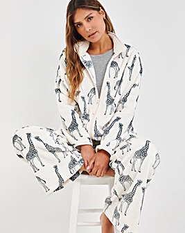 Chelsea Peers Giraffe Print Fleece Quatre Zip Pyjama Set