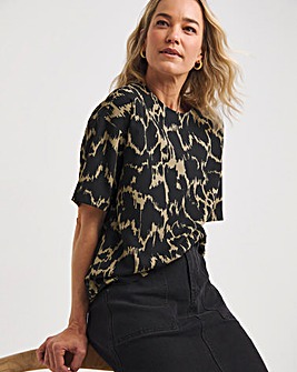 Printed Crepe Boxy Short Sleeve Top