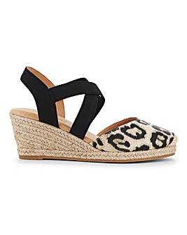 elasticated sandals wide fit