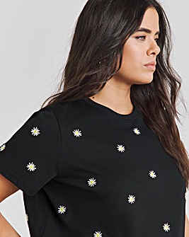 Black Ditsy Daisy Embroidery T-Shirt