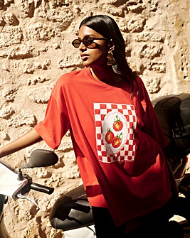 Red Tomatoes Graphic Oversized T-Shirt