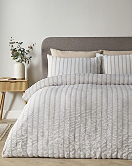 Catherine Lansfield So Soft Seersucker Stripe Duvet Cover Set