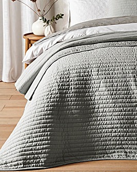 Bianca Quilted Lines Bedspread