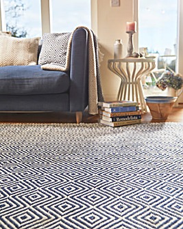 Woven Diamond Indoor/Outdoor Rug