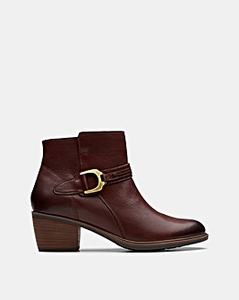 Clarks wide ankle boots best sale