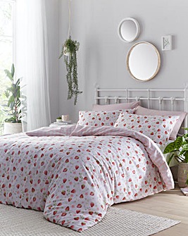 Strawberry Fields Cotton Blend Duvet Cover Set