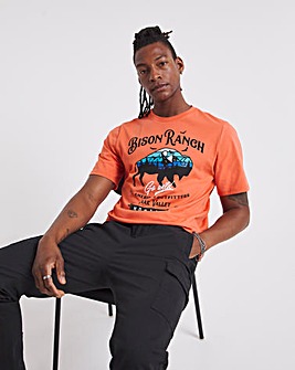 Bison Ranch Graphic T-shirt Long