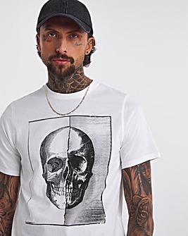 Skull Graphic T-shirt