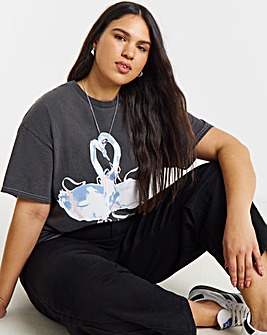 Charcoal Swan Graphic Short Sleeve T-Shirt