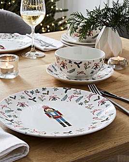 Merry Berries & Bows Nutcracker 12 Piece Dinner Set