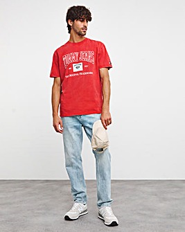 Tommy Jeans Archive Crimson T-shirt