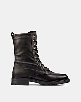 Clarks Orinoco2 Style Military Boots D Fit