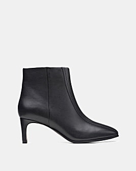 Clarks Seren Top Square Toe Ankle Boots
